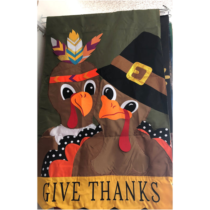 Thanksgiving Couple House Flag
